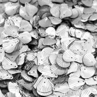 flitre kovový lesk strieborné 411